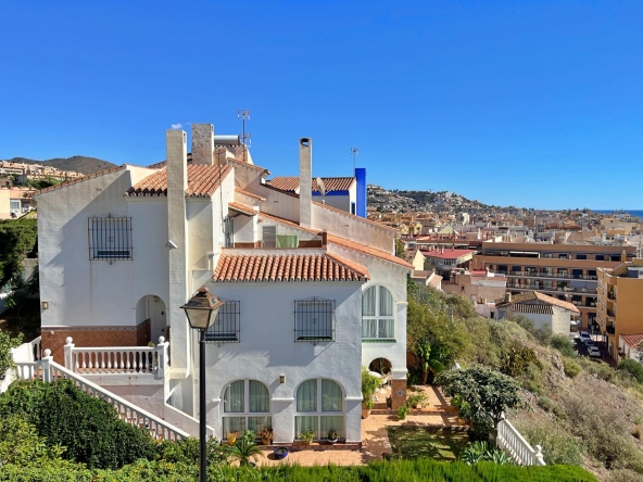 Propiedad gestionada por HOLA! Spain - Pareado en Centro (Rincón de la Victoria)