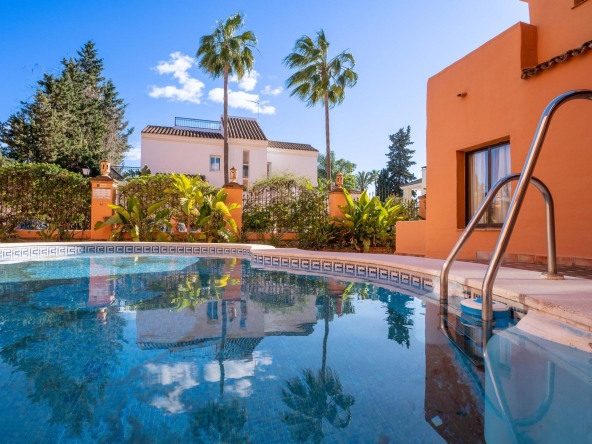 Propiedad gestionada por HOLA! Spain - Apartamento en Whater Gardens (Estepona)