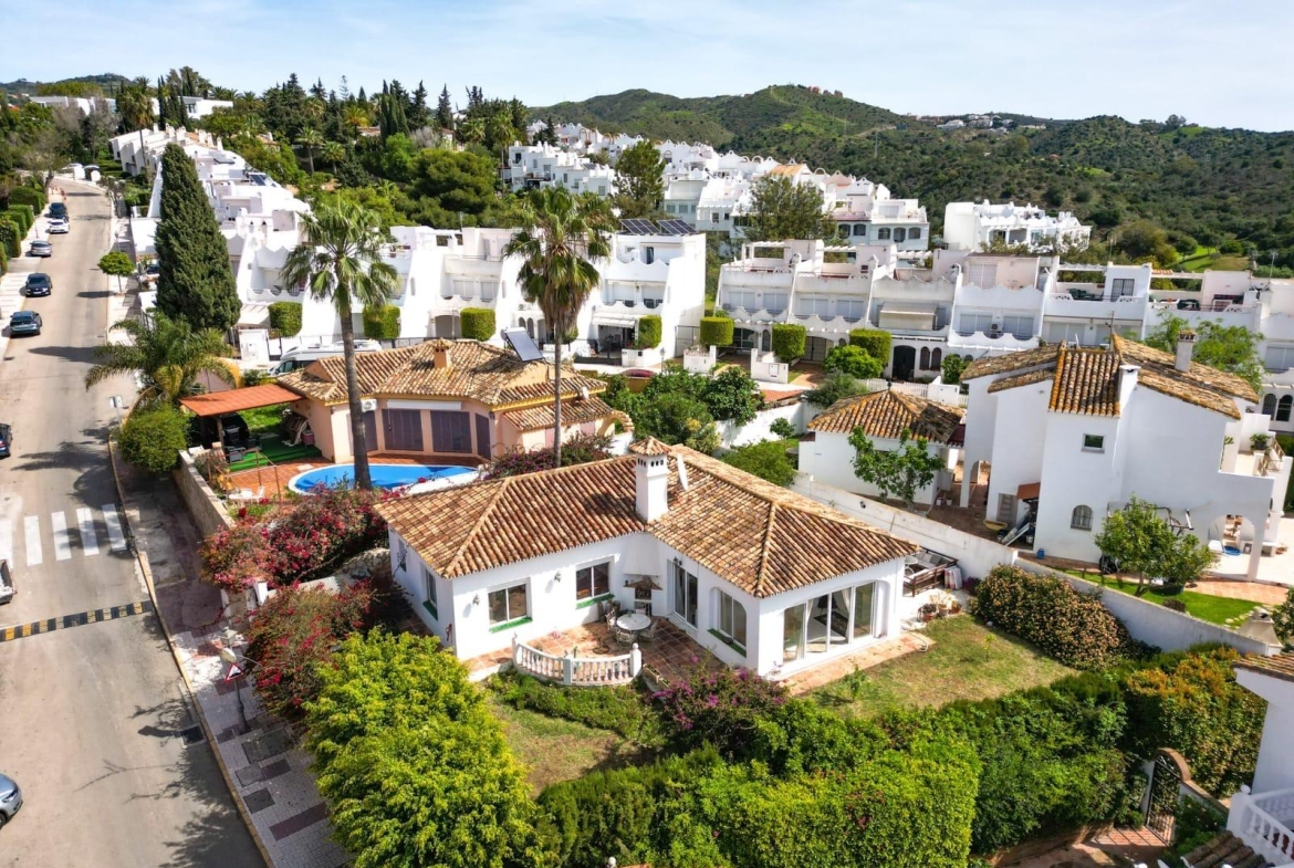 Propiedad gestionada por HOLA! Spain - Bungalow en La Reserva de Marbella (Marbella)