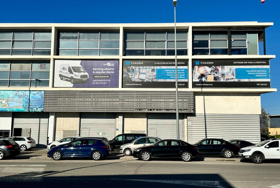 Propiedad gestionada por HOLA! Spain - Nave industrial en La Torrecilla (Córdoba)