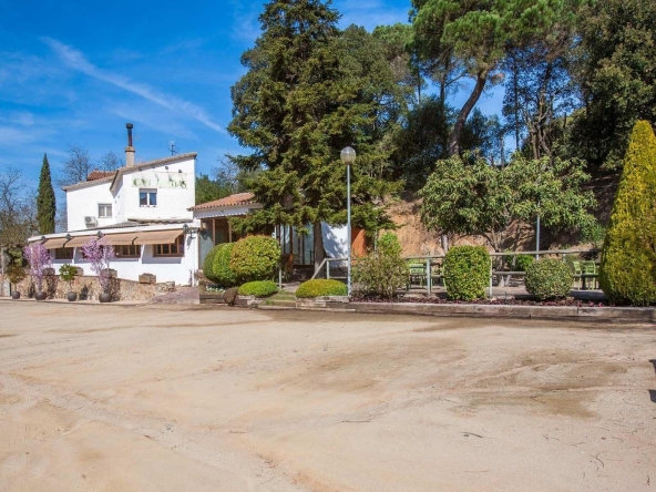 Propiedad gestionada por HOLA! Spain - Masía en Casco Urbano (Vallromanes)